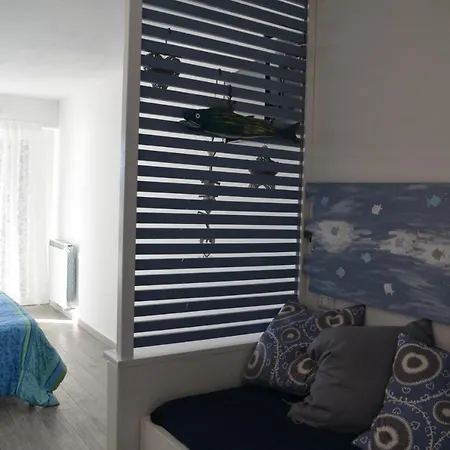 Cade Ventu 3* Vernazza